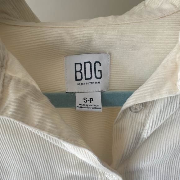 Cream corduroy button up - Picture 4 of 5